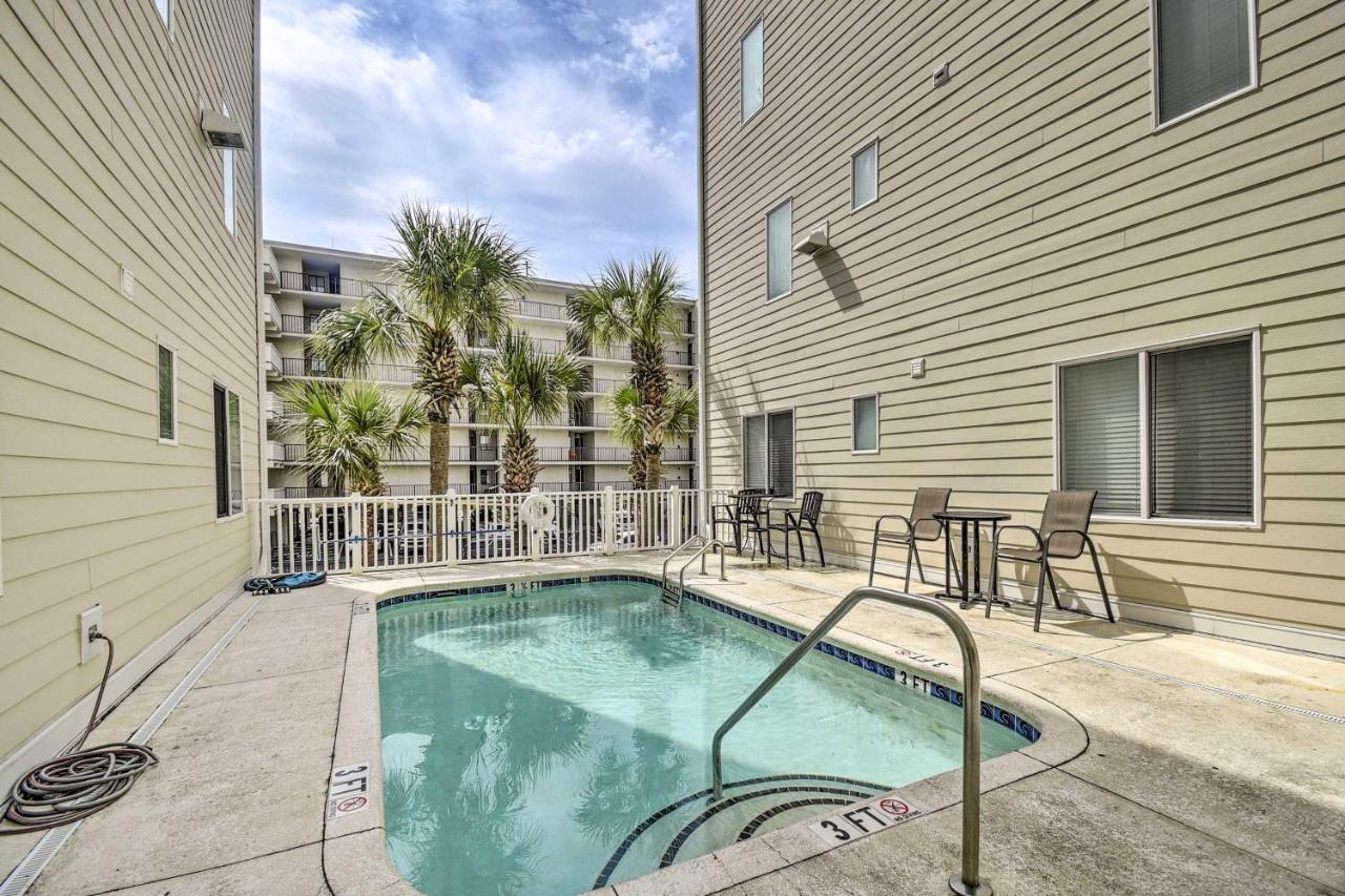Roomy North Myrtle Beach Condo, Walk To Beach Extérieur photo