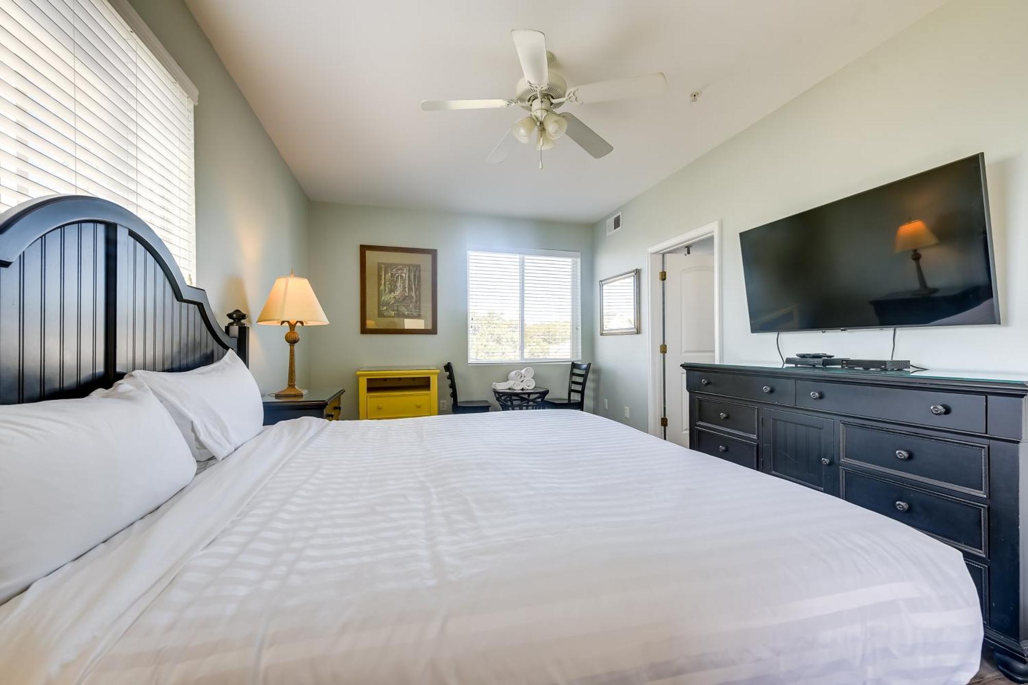 Roomy North Myrtle Beach Condo, Walk To Beach Extérieur photo